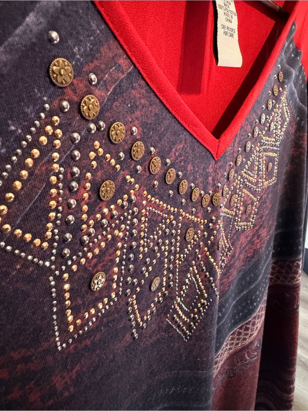 Catherines Red & Navy Printed V-Neck Long Sleeve Top - Picture 3 of 3